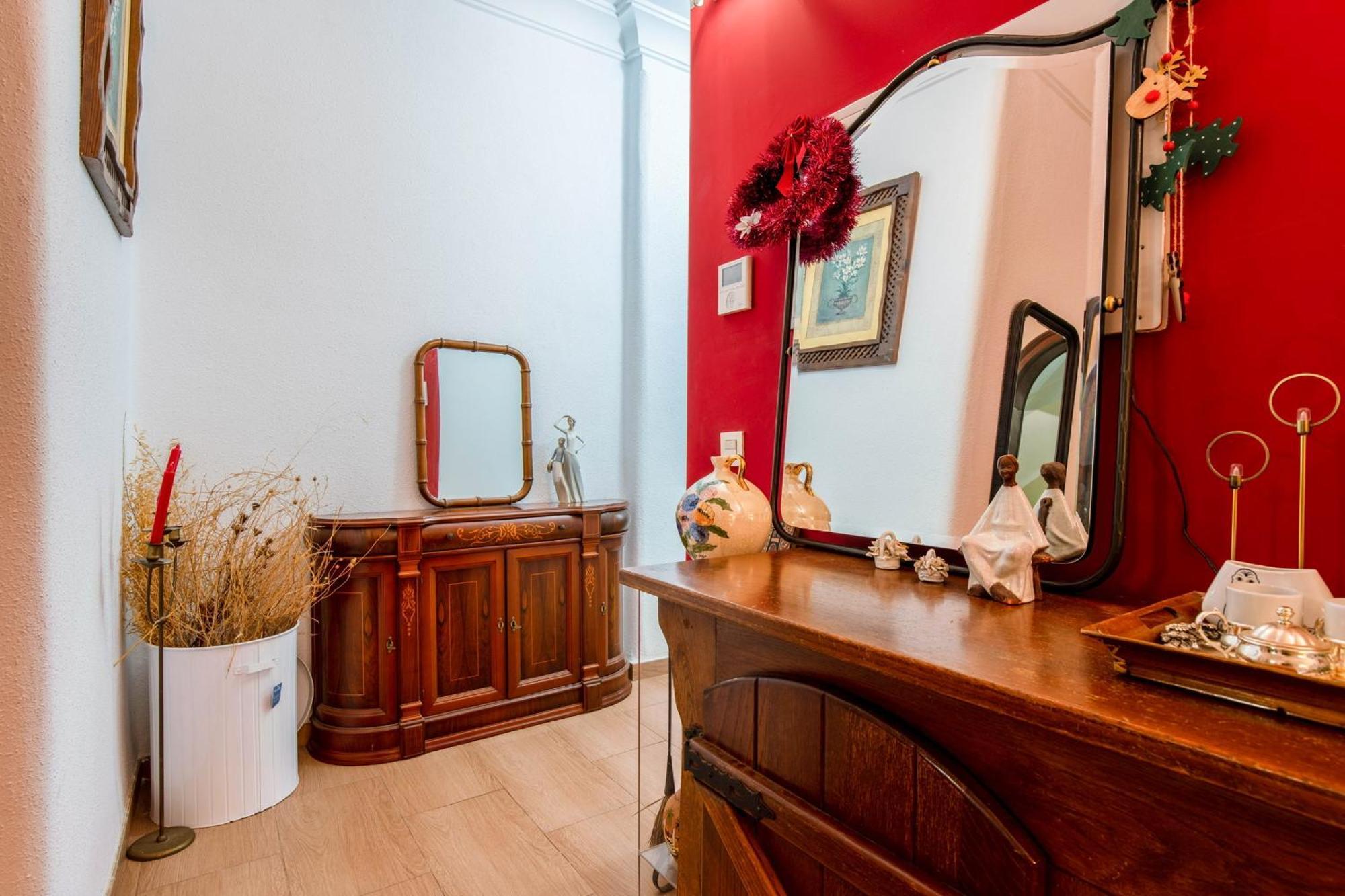 Mirador 5 Del Mercado Central - Habitacion Con Bano Privado En El Centro De La Ciudad Vella Валенсия Екстериор снимка